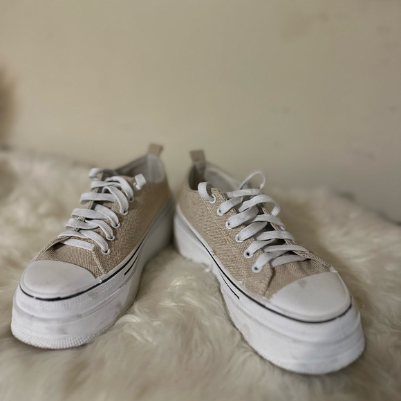 Beautiful shoes for women - Picture 4 of 4